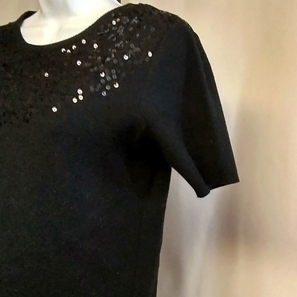 Tahari Sequin Pullover Short Sleeve Knit Sweater Black Size 8 - Picture 3 of 9